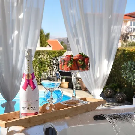 Bella Mit Privatem Pool In Der Nahe Von Zadar *